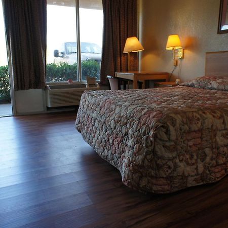 Executive Inn & Suites Orange Zimmer foto